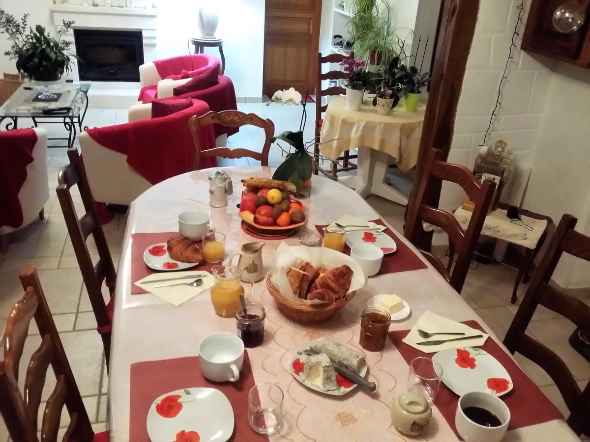 Chambres D'hôtes Anne-Marie Châtillon-sur-Indre Extérieur photo